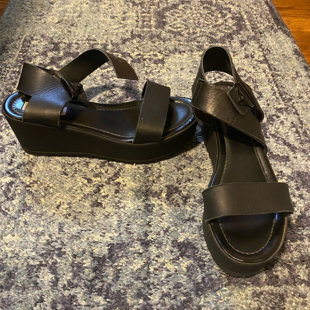 COPY - Steve Madden Surfside Platform Wedges. Size UK 40 (US 7-7.5)